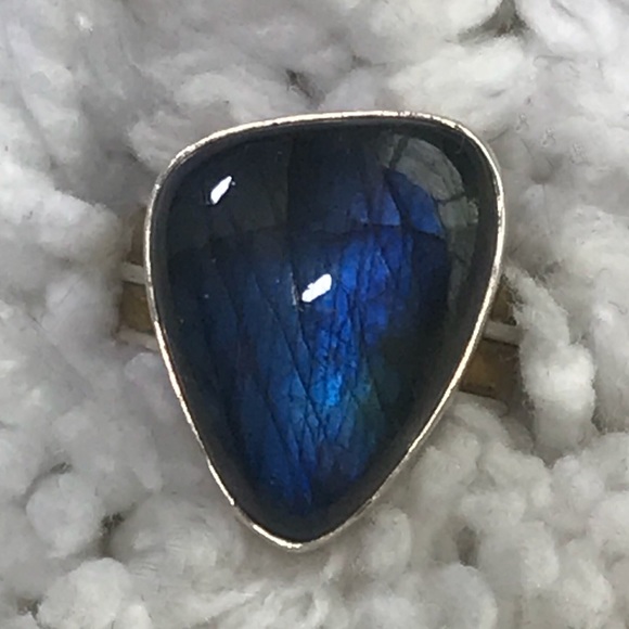 Artisan Hand Made Jewelry - Beautiful Artisan Labradorite Ring, size 6